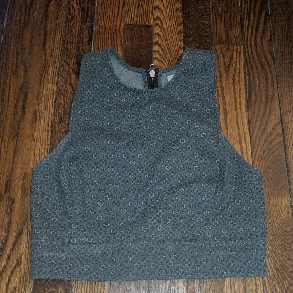 Tank crop top
